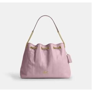Evelyn Shoulder Bag With Quilting in smooth leather/Gold/carnation